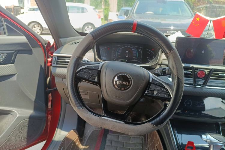 Used Dongfeng Aeolus Yixuan 2020 230T Automatic Dazzle Track Rider Edition Steering Wheel