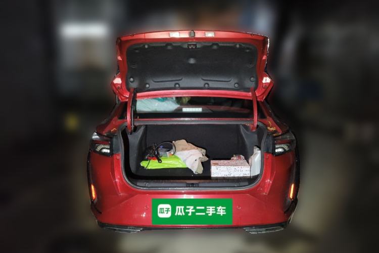 Used Dongfeng Aeolus Yixuan 2020 230T Automatic Cool Stylish Dark Knight Edition Trunk