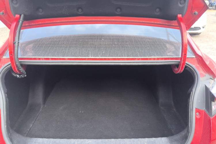 Used Dongfeng Aeolus Yixuan 2020 230T Automatic Advanced Edition Trunk
