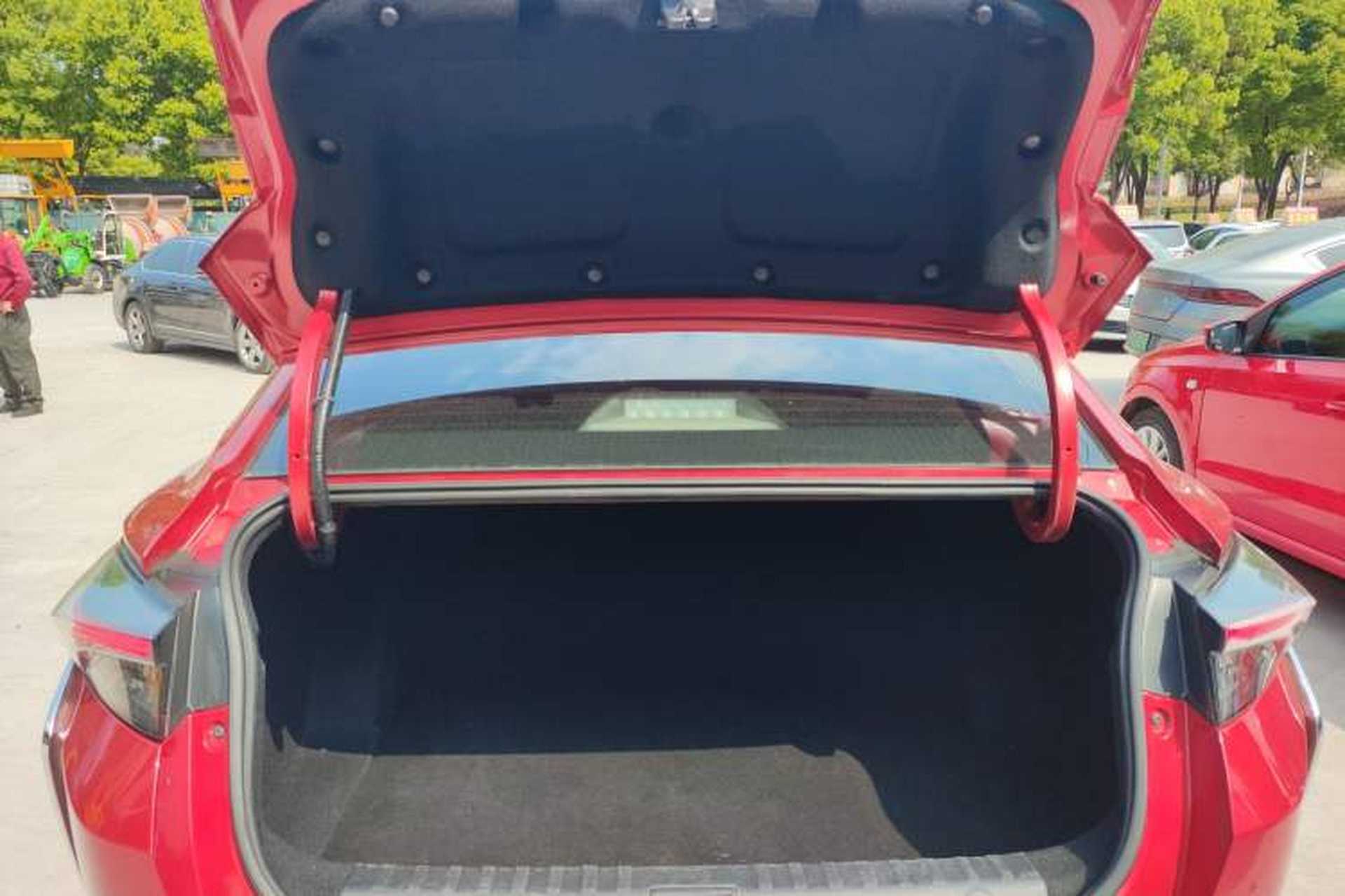 Used Dongfeng Aeolus Yixuan 2020 230T Automatic Advanced Edition Trunk