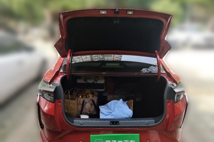 Used Dongfeng Aeolus Yixuan 2020 230T Automatic Cool Edition Trunk