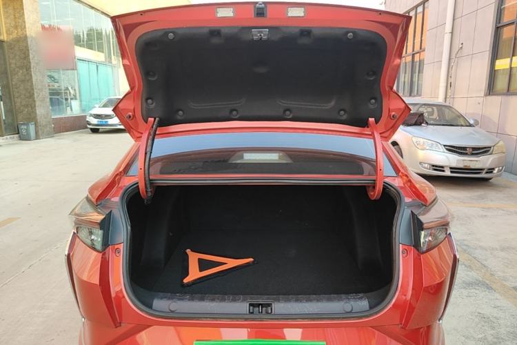 Used Dongfeng Aeolus Yixuan 2020 230T Automatic Advanced Edition Trunk