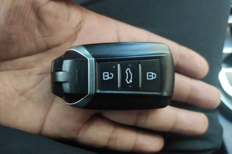 Used Dongfeng Aeolus Yixuan 2020 230T Automatic Cool Track Edition Vehicle Key