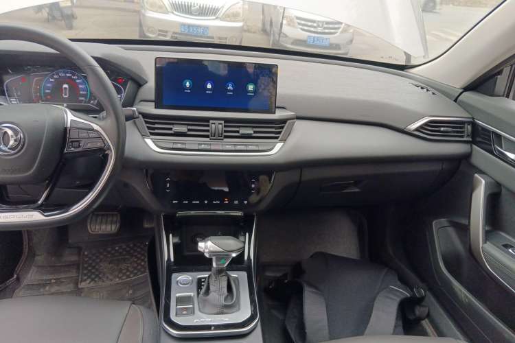 Used Dongfeng Aeolus Yixuan 2020 230T Automatic Advanced Edition Audio And AC Panel