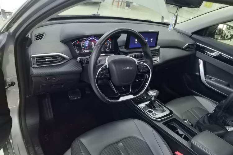 Used Dongfeng Aeolus Yixuan 2020 230T Automatic Cool Track Edition Center Console