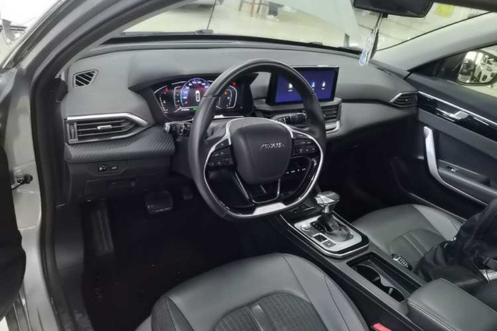 Used Dongfeng Aeolus Yixuan 2020 230T Automatic Cool Track Edition Center Console