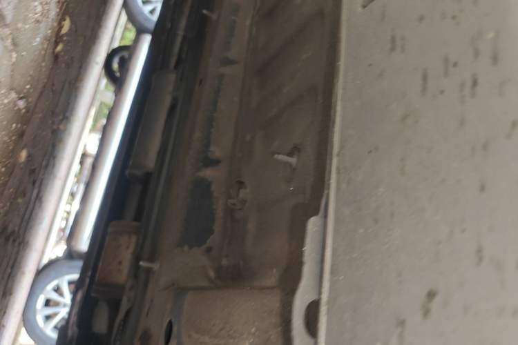 Used Dongfeng Aeolus Yixuan 2020 230T Automatic Advanced Edition Chassis Front Right