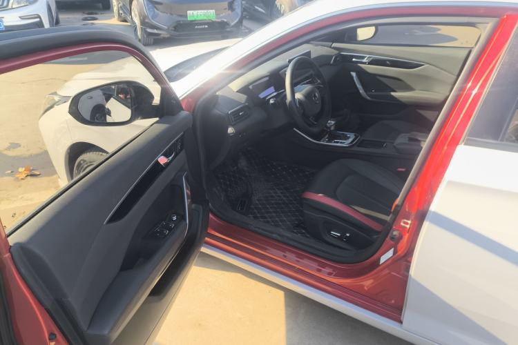 Used Dongfeng Aeolus Yixuan 2020 230T Automatic Cool Stylish Dark Knight Edition Driver Seat