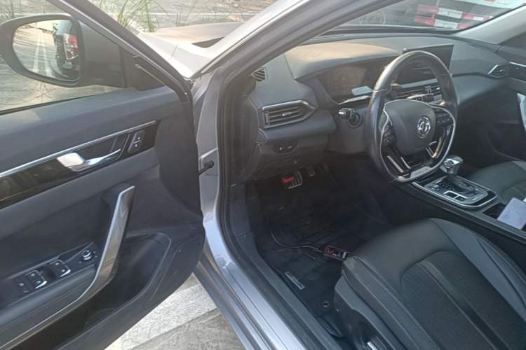 Used Dongfeng Aeolus Yixuan 2020 230T Automatic Cool Edition Driver Seat