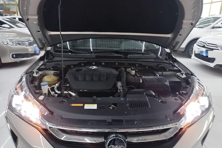Used Dongfeng Aeolus Yixuan 2020 230T Automatic Cool Edition Engine Bay