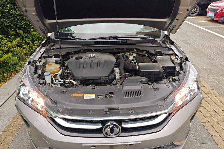 Used Dongfeng Aeolus Yixuan 2020 230T Automatic Cool Edition Engine Bay
