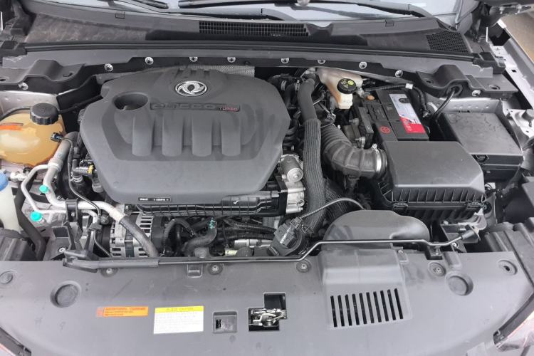 Used Dongfeng Aeolus Yixuan 2020 230T Automatic Advanced Edition Engine Bay