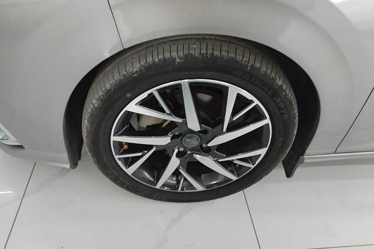 Used Dongfeng Aeolus Yixuan 2020 230T Automatic Cool Edition Exterior 1