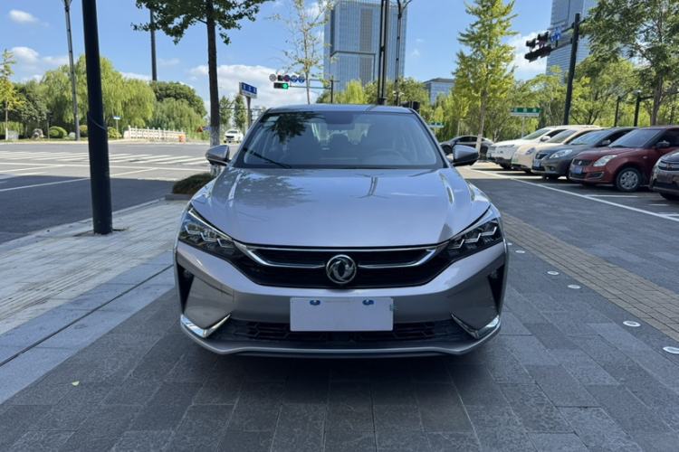 Used Dongfeng Aeolus Yixuan 2020 230T Automatic Cool Edition Exterior 4
