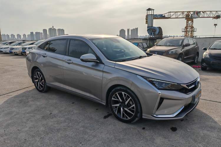 Used Dongfeng Aeolus Yixuan 2020 230T Automatic Cool Edition Exterior 5