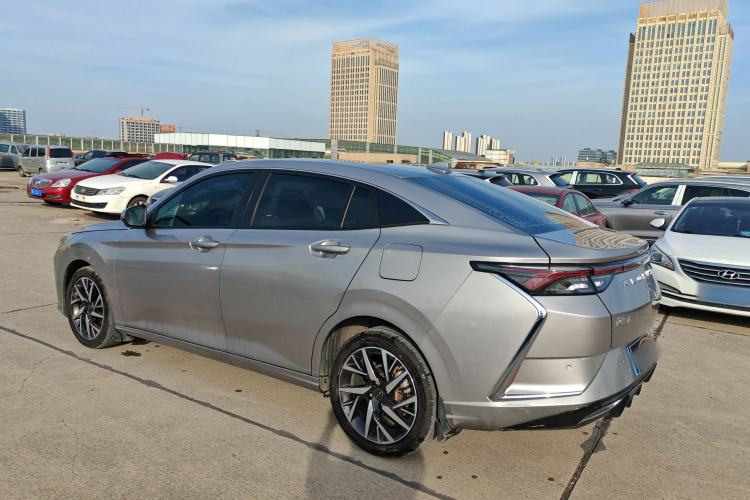 Used Dongfeng Aeolus Yixuan 2020 230T Automatic Cool Edition Exterior 6