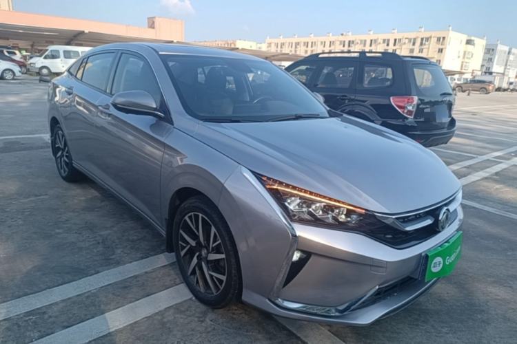 Used Dongfeng Aeolus Yixuan 2020 230T Automatic Cool Edition Front Right 45 Deg