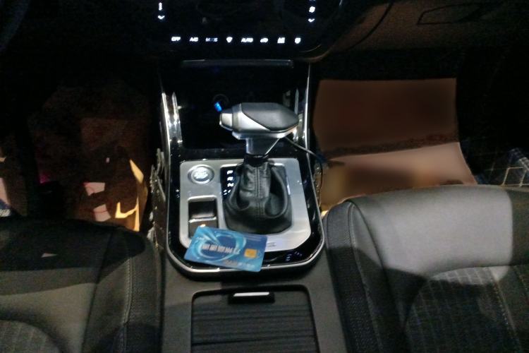 Used Dongfeng Aeolus Yixuan 2020 230T Automatic Cool Edition Gear Lever
