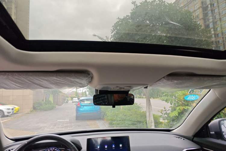 Used Dongfeng Aeolus Yixuan 2020 230T Automatic Cool Edition Headliner