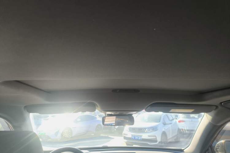 Used Dongfeng Aeolus Yixuan 2020 230T Automatic Cool Stylish Dark Knight Edition Headliner