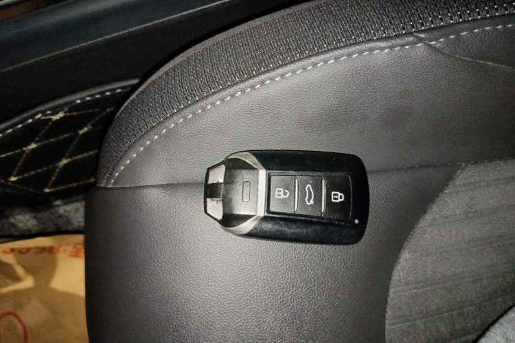 Used Dongfeng Aeolus Yixuan 2020 230T Automatic Cool Edition Interior 1