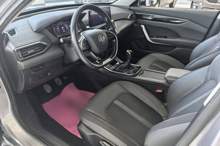 Used Dongfeng Aeolus Yixuan 2020 200T Manual Ignition Edition Interior 2