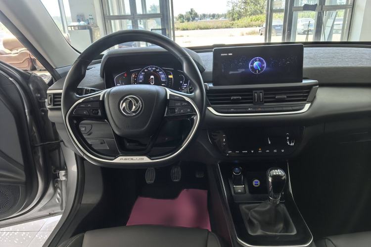 Used Dongfeng Aeolus Yixuan 2020 200T Manual Ignition Edition Interior 5