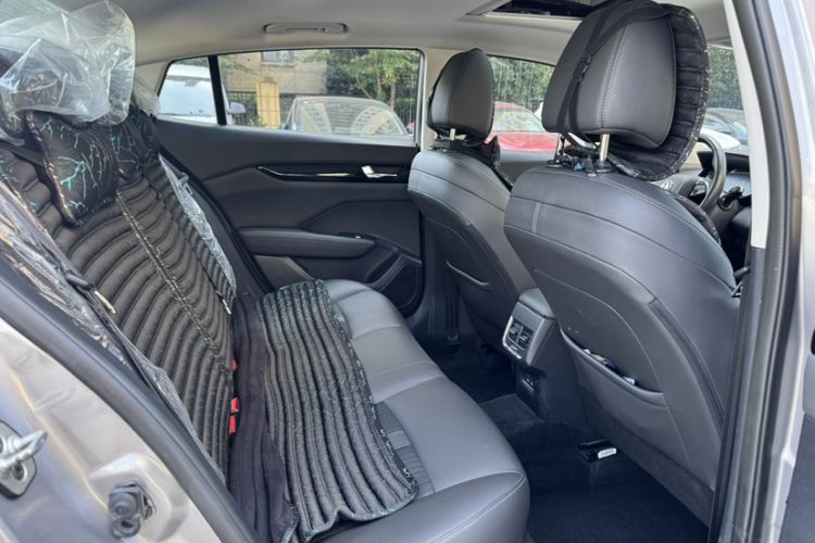Used Dongfeng Aeolus Yixuan 2020 230T Automatic Cool Edition Interior 7