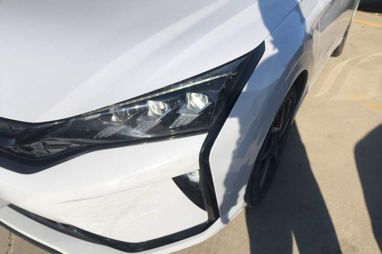 Used Dongfeng Aeolus Yixuan 2020 230T Automatic Cool Stylish Dark Knight Edition Left Front Headlight