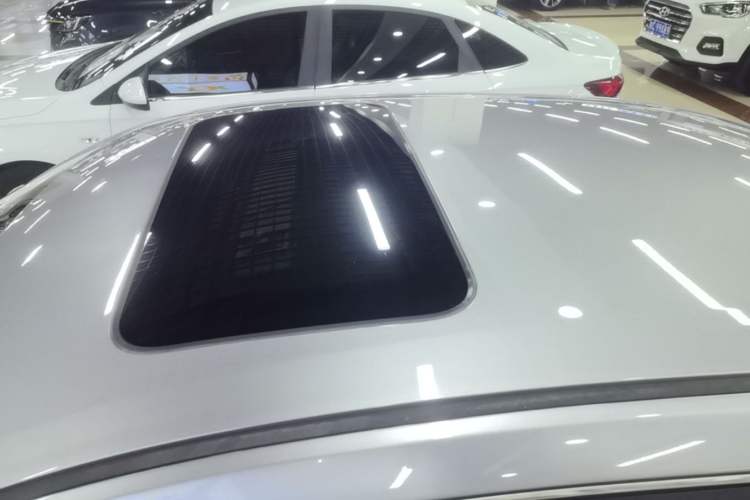 Used Dongfeng Aeolus Yixuan 2020 230T Automatic Cool Track Edition Roof