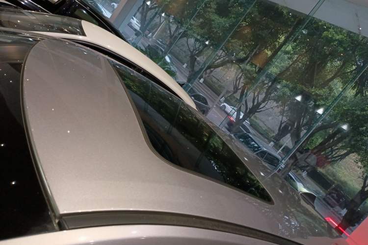 Used Dongfeng Aeolus Yixuan 2020 230T Automatic Cool Edition Roof