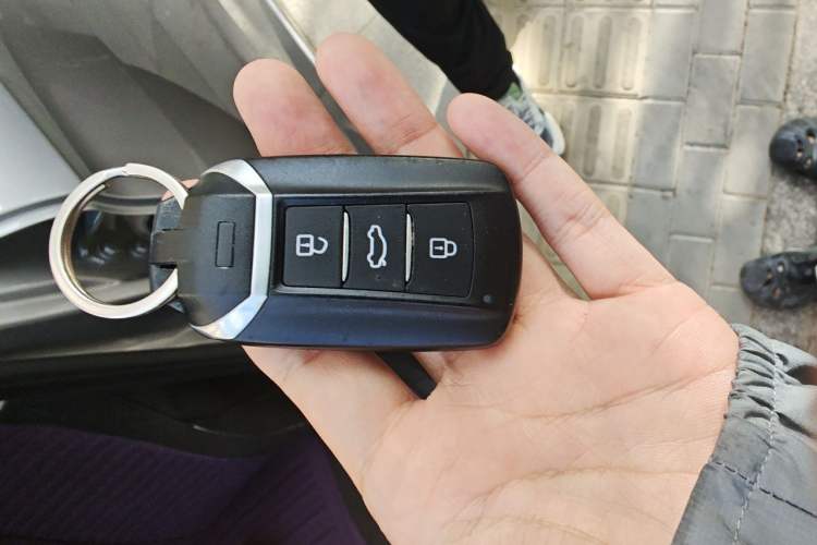 Used Dongfeng Aeolus Yixuan 2020 230T Automatic Advanced Edition Vehicle Key