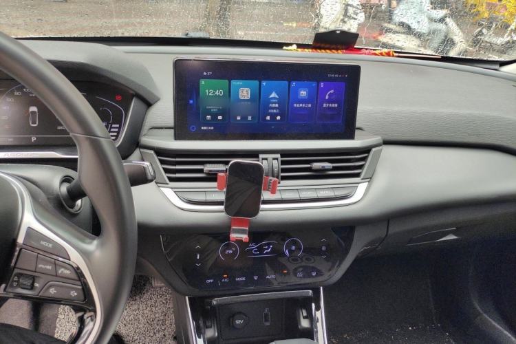 Used Dongfeng Aeolus Yixuan 2020 230T Automatic Advanced Edition Audio And AC Panel