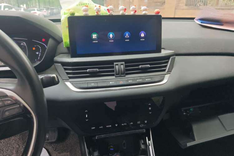 Used Dongfeng Aeolus Yixuan 2020 230T Automatic Advanced Edition Audio And AC Panel