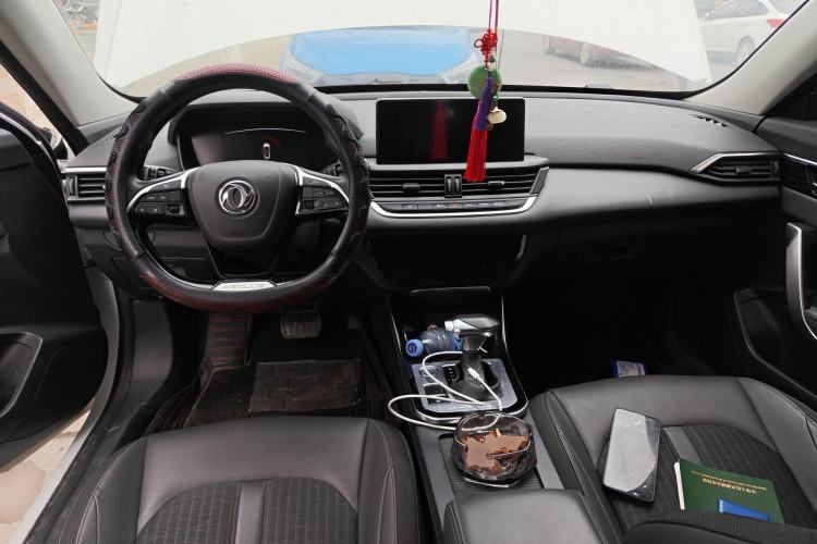 Used Dongfeng Aeolus Yixuan 2020 230T Automatic Advanced Edition Center Console