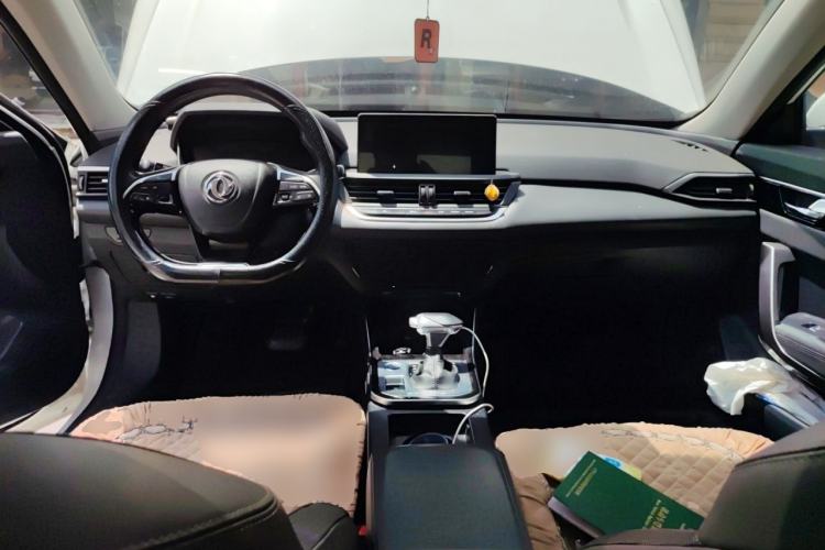 Used Dongfeng Aeolus Yixuan 2020 230T Automatic Cool Edition Center Console