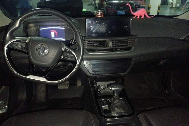 Used Dongfeng Aeolus Yixuan 2020 230T Automatic Cool Edition Center Console