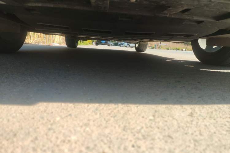 Used Dongfeng Aeolus Yixuan 2020 230T Automatic Glare-Proof Dark Knight Edition Chassis Front