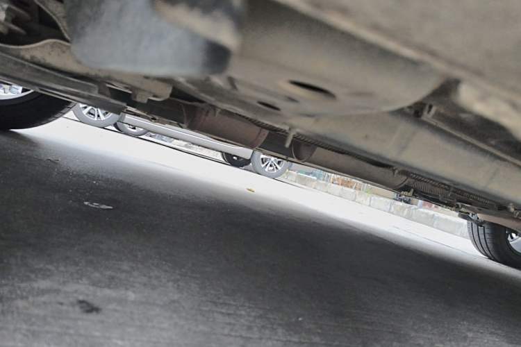 Used Dongfeng Aeolus Yixuan 2020 230T Automatic Advanced Edition Chassis Front Left