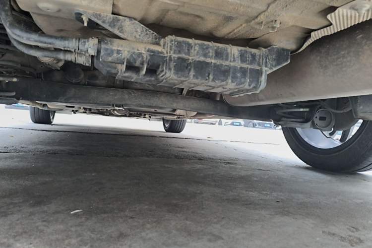 Used Dongfeng Aeolus Yixuan 2020 230T Automatic Advanced Edition Chassis Rear