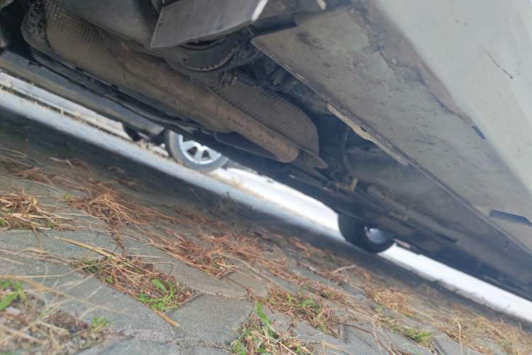 Used Dongfeng Aeolus Yixuan 2020 230T Automatic Dazzle Track Edition Chassis Rear Right