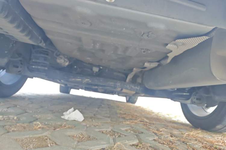 Used Dongfeng Aeolus Yixuan 2020 230T Automatic Dazzle Track Edition Chassis Rear