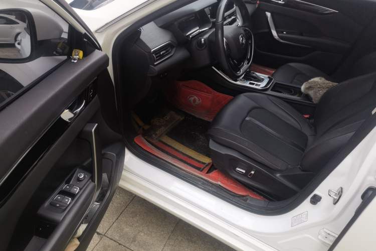 Used Dongfeng Aeolus Yixuan 2020 230T Automatic Cool Edition Driver Seat