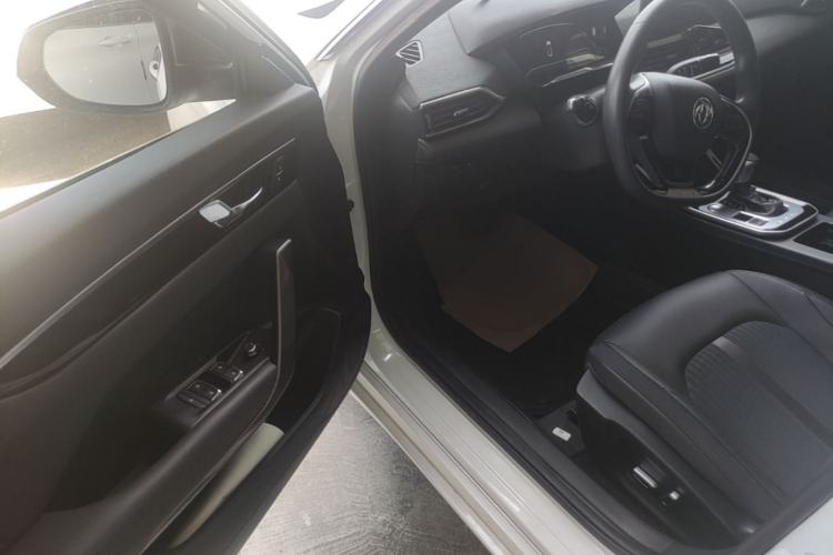 Used Dongfeng Aeolus Yixuan 2020 230T Automatic Advanced Edition Driver Seat