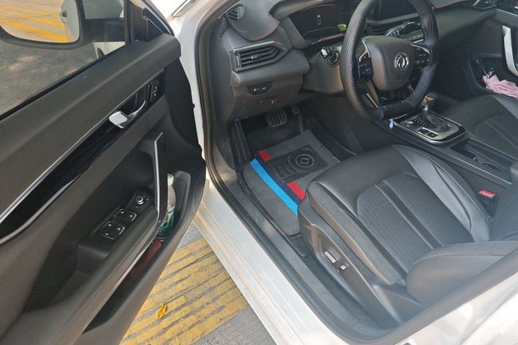 Used Dongfeng Aeolus Yixuan 2020 230T Automatic Cool Edition Driver Seat