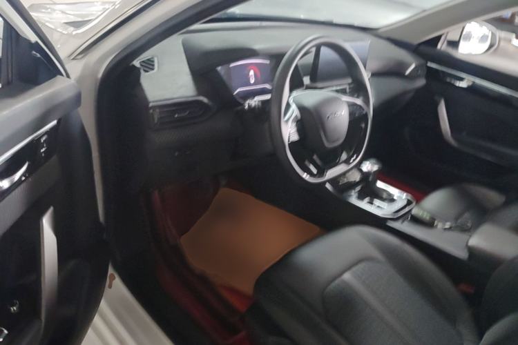 Used Dongfeng Aeolus Yixuan 2020 230T Automatic Xuan Yue Track Edition Driver Seat
