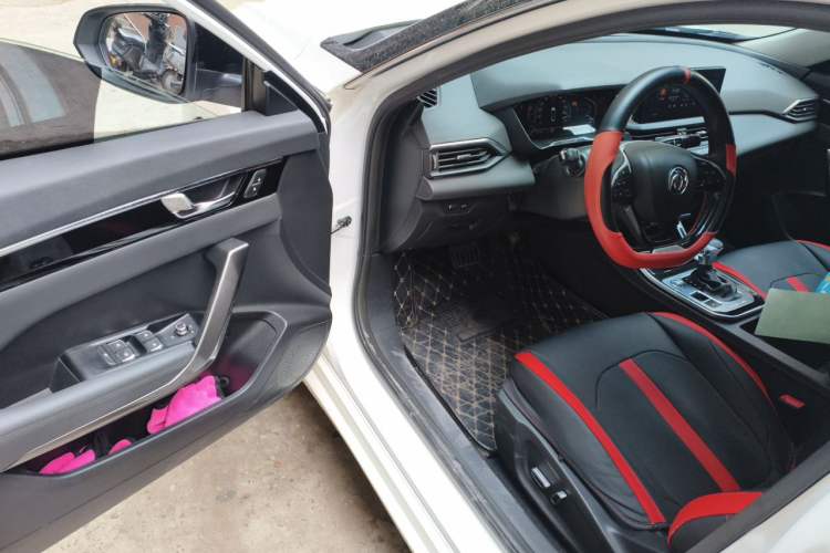 Used Dongfeng Aeolus Yixuan 2020 230T Automatic Cool Edition Driver Seat