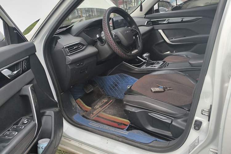 Used Dongfeng Aeolus Yixuan 2020 230T Automatic Dazzle Track Edition Driver Seat