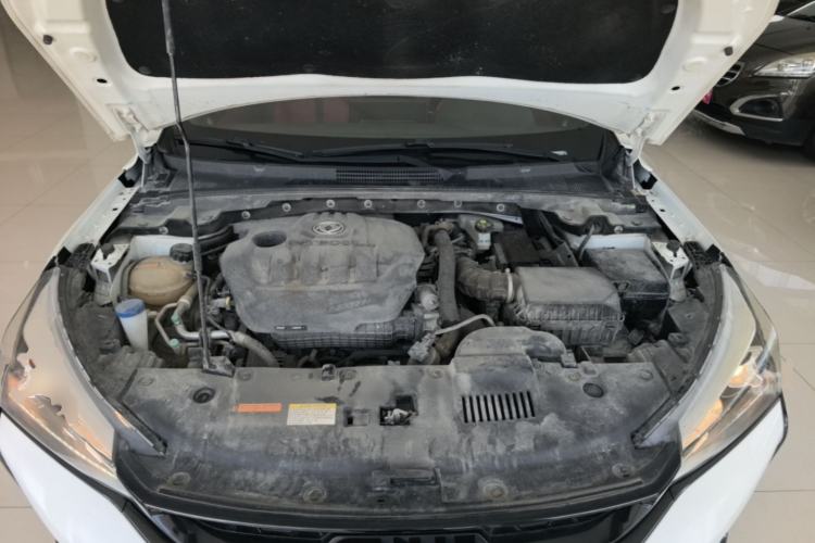 Used Dongfeng Aeolus Yixuan 2020 230T Automatic Dazzle Track Rider Edition Engine Bay