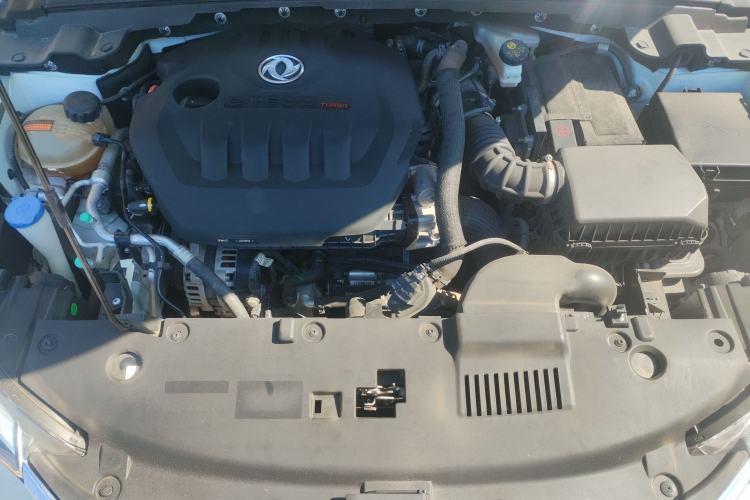 Used Dongfeng Aeolus Yixuan 2020 230T Automatic Glare-Proof Dark Knight Edition Engine Bay